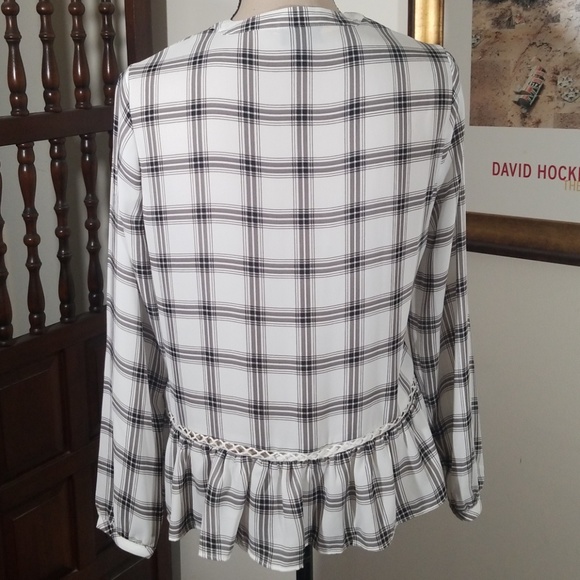 a.n.a plaid tassel long sleeves tunic top. Size PS - Picture 5 of 10